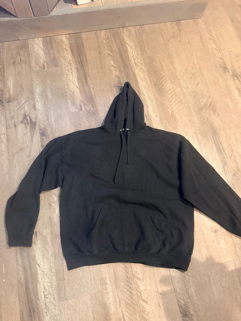Men's Black Pullover Hoodie Sweatshirt